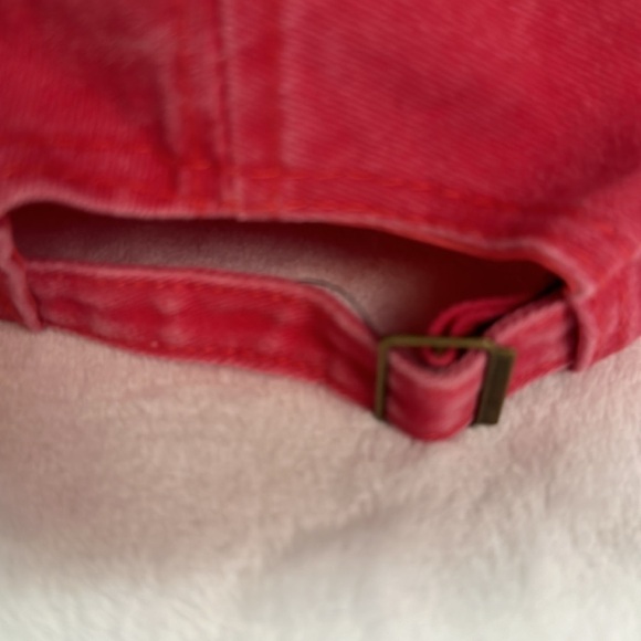 Washout Red Cotton Womens Graphic Heart Cloth Back w/Buckle Baseball Cap - Picture 6 of 6